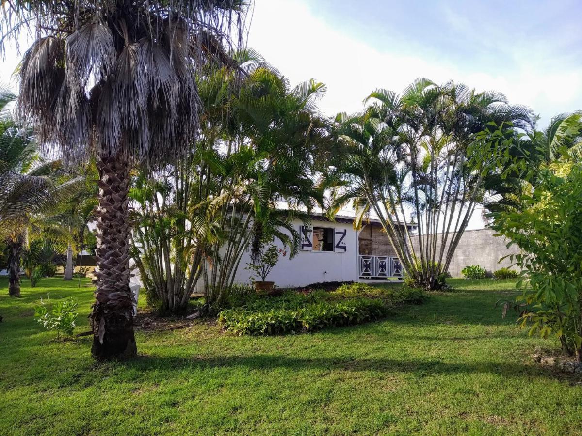 Villa & Bungalow Fleur De Coco Сент-Анн Экстерьер фото